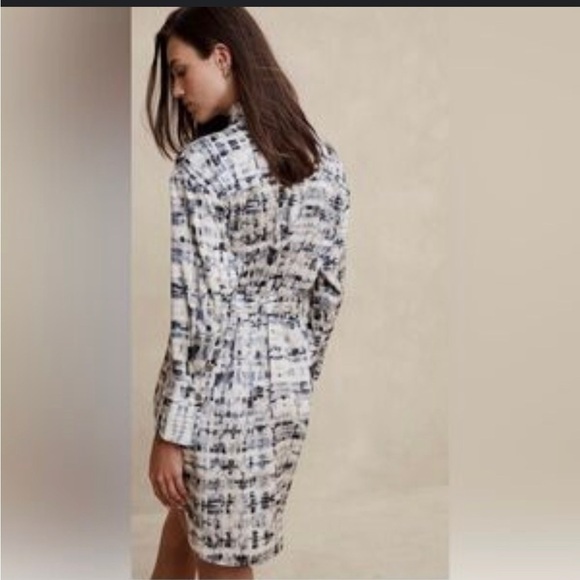 Banana Republic Dresses & Skirts - Banana Republic Monochrome Patterned Midi Dress